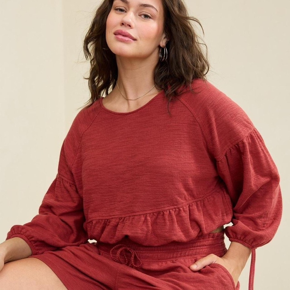 Aerie Crimson Balloon Sleeve Cropped Ruffle-Waist Long-Sleeve Top | Medium